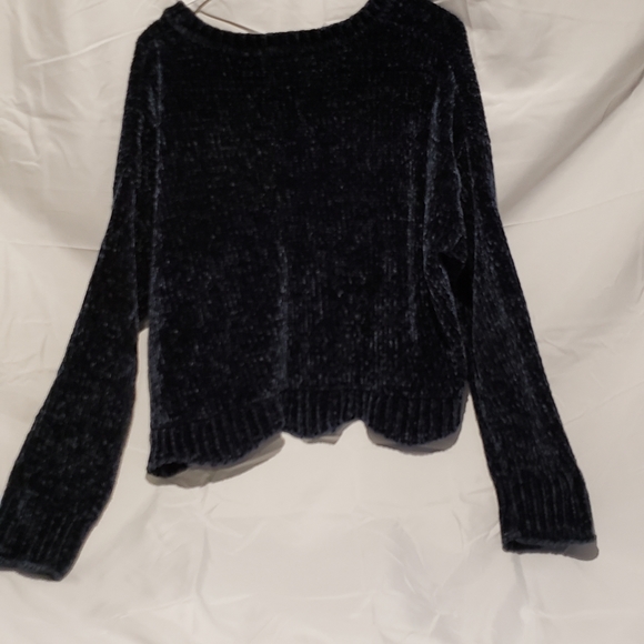 ZARA Knit cropped, velvety, floppy Sweater Small - Picture 2 of 5